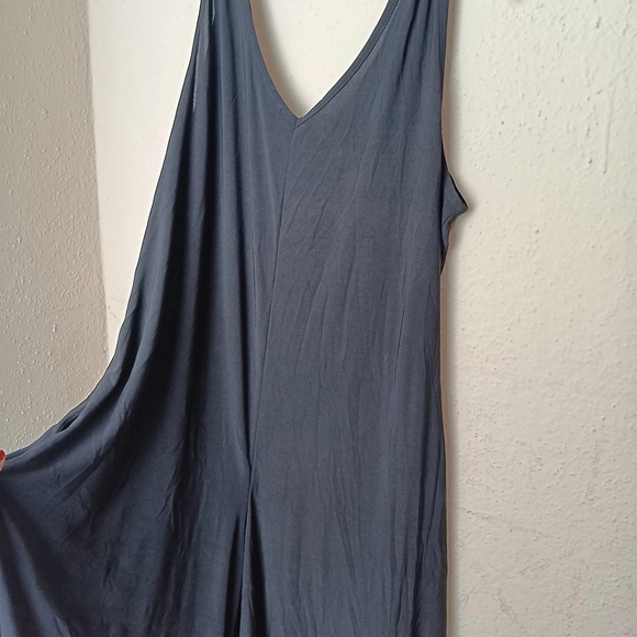 Sami & Jo Charcoal Sleeveless Jumpsuit - Picture 2 of 9